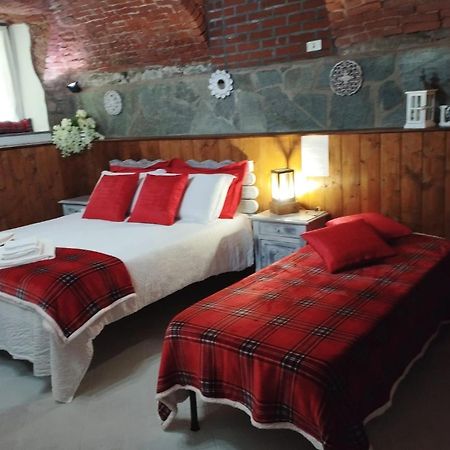 La Ghita Bed & Breakfast Sparone ภายนอก รูปภาพ