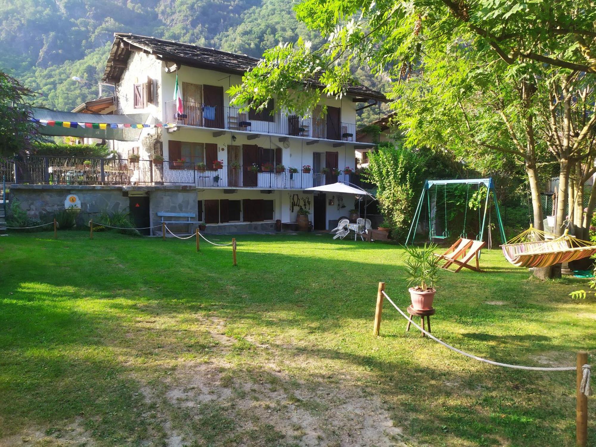 La Ghita Bed & Breakfast Sparone ภายนอก รูปภาพ